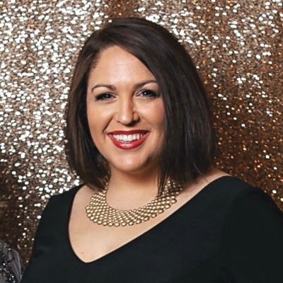Profile Picture of Suzanne Manning (@suzannedmanning) on Twitter