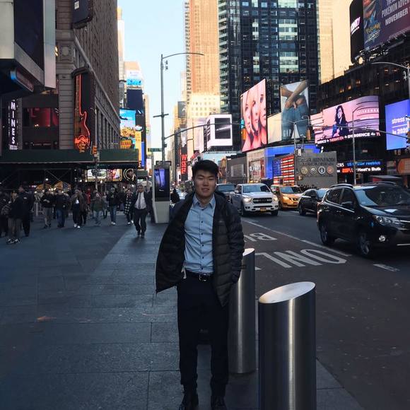 Profile Picture of Jonah Kim (@jonahsunkim) on Poshmark