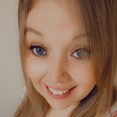 Profile Picture of Heather Davison (@Heather37038968) on Twitter