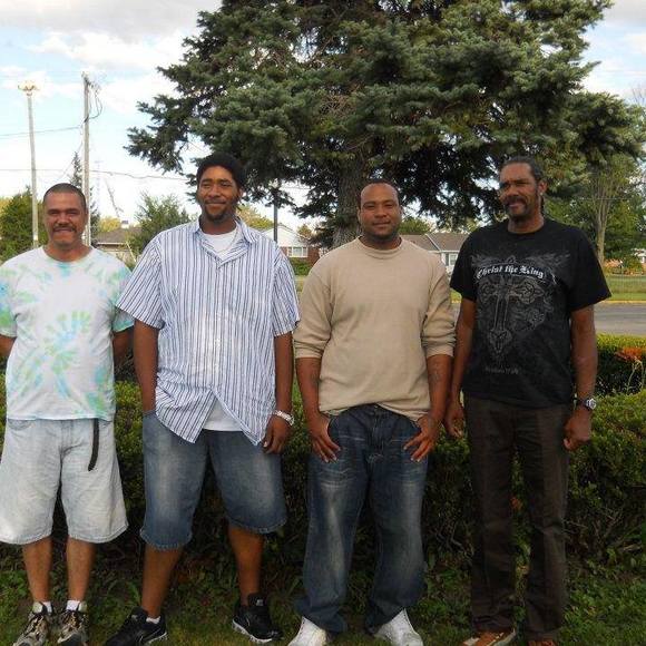 Profile Picture of Danny Smith (@story420) on Poshmark