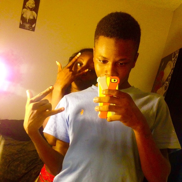 Celeste Meyers - Poshmark Profile Picture of Celeste Meyers (@meyers5407) on Poshmark