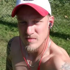 Profile Picture of andybloomquist (@andybloomquist) on Tiktok