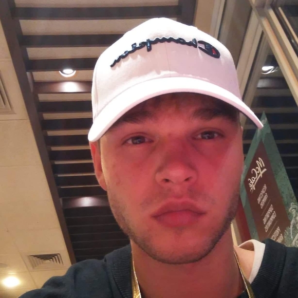 Profile Picture of Clayton Cochrane (@claytoncochrane) on Poshmark