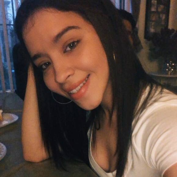Profile Picture of Brenda Romero (@brendaromero592) on Poshmark