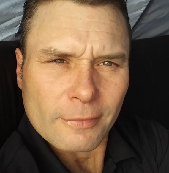 Profile Picture of David Green (@davidgreen) on Poshmark