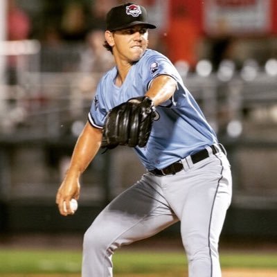 Profile Picture of Joe Navilhon (@Navilhon28) on Twitter