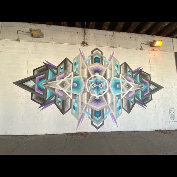 Profile Picture of James Alfaro (@jamesalfaro710) on Poshmark