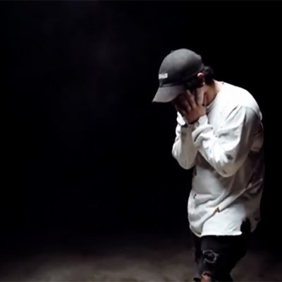 Profile Picture of Robert Louis 👑 (@asianrob_22) on Twitter