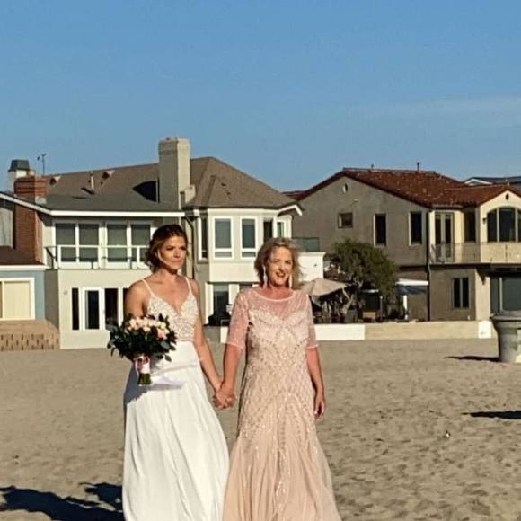 Profile Picture of Lisa Hagler linder (@lindermortgage1) on Poshmark