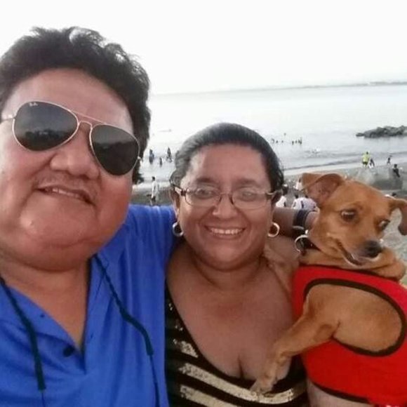 Profile Picture of Indira Garcia (@lunitamiamor) on Poshmark