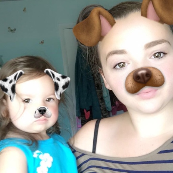 Profile Picture of Alexcia Lontine (@alexcia_lontine) on Poshmark