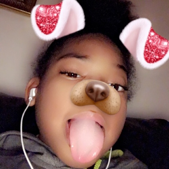 Profile Picture of Tamiyah Hamilton (@supxeme_miyah) on Poshmark