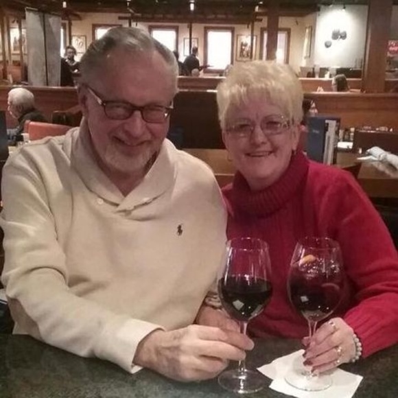 Profile Picture of Patricia Poulos hrusovski (@arubyred326) on Poshmark