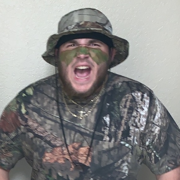 Profile Picture of Cody Roberts (@squatch143) on Poshmark