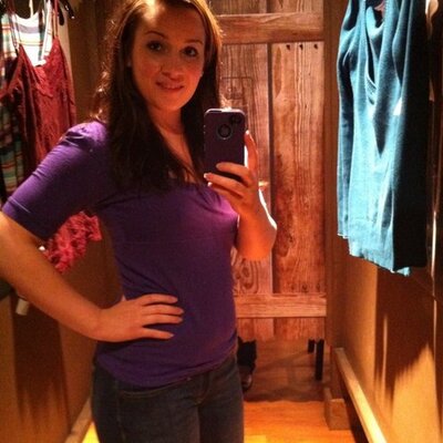 Profile Picture of Sarah Renae (@renae_neal) on Twitter