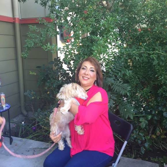 Profile Picture of Heba Issa (@hadeeb) on Poshmark