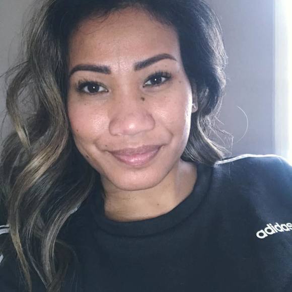 Profile Picture of Savuth San (@sabooty80) on Poshmark