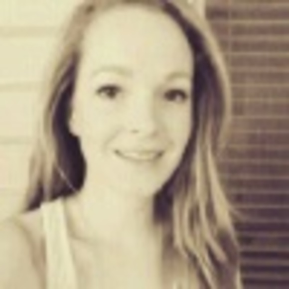 Profile Picture of Sandra Dunckel (@maira017) on Poshmark