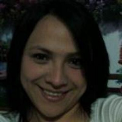 Profile Picture of Vivi CA (@VivianCal29) on Twitter