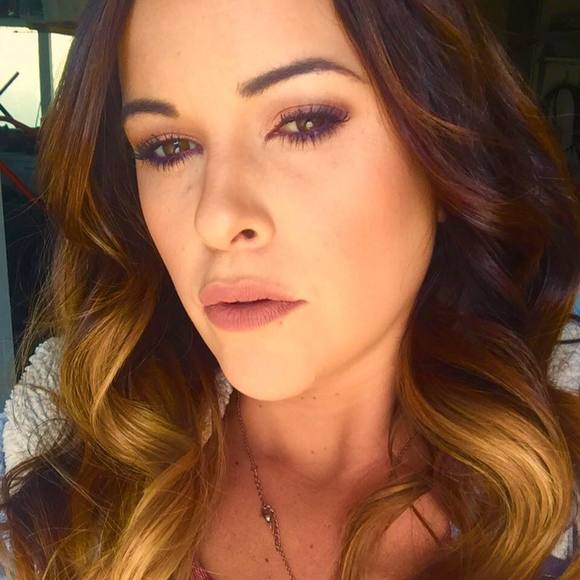 Profile Picture of Jessica Jankowski (@kinkeyj152) on Poshmark