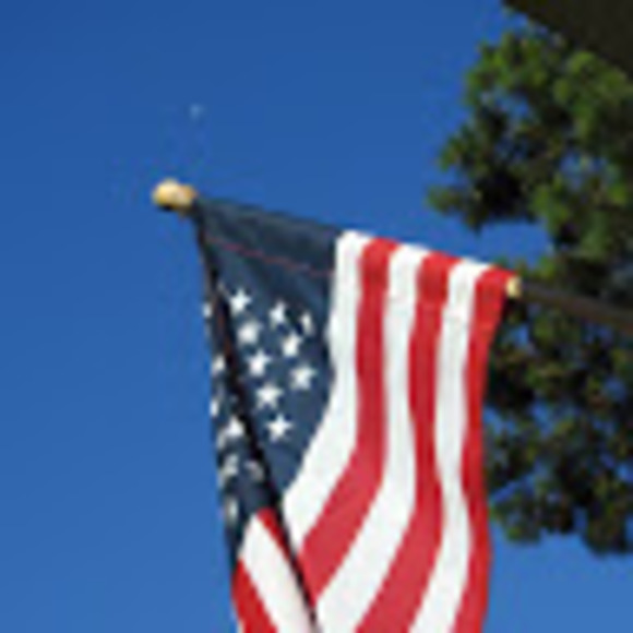 Profile Picture of Eric Batson (@ericbatson) on Poshmark