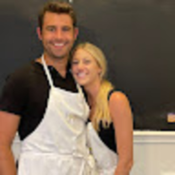 Profile Picture of Annie Globus (@annieglobus99) on Poshmark