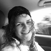 Profile Picture of Deanna Crawford (@muchotender) on Youtube