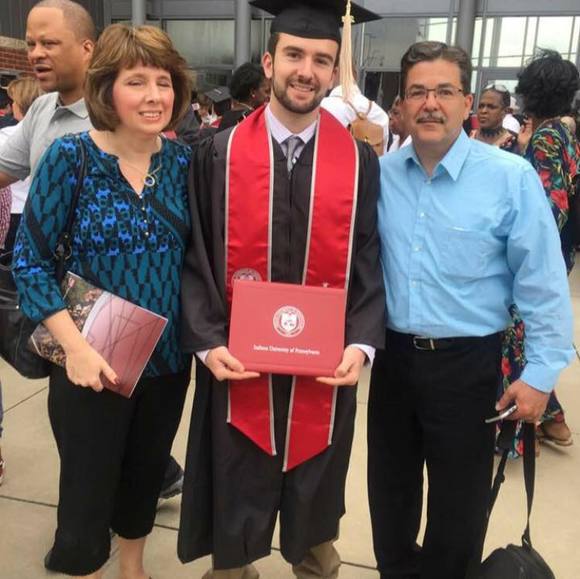 Profile Picture of Travis Ganter (@travisganter) on Poshmark