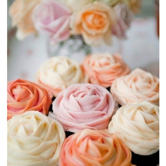 Profile Picture of Zoraida Ortiz (@zoryortiz22) on Poshmark