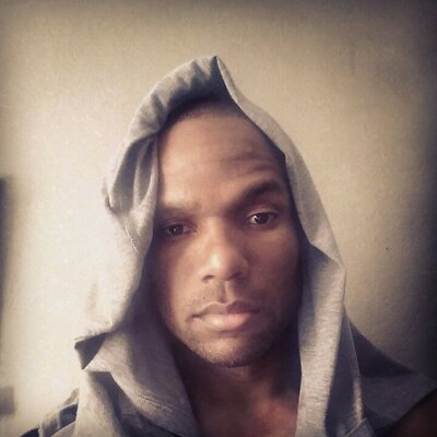 Profile Picture of Curtis Coleman (@_Deucecole) on Twitter