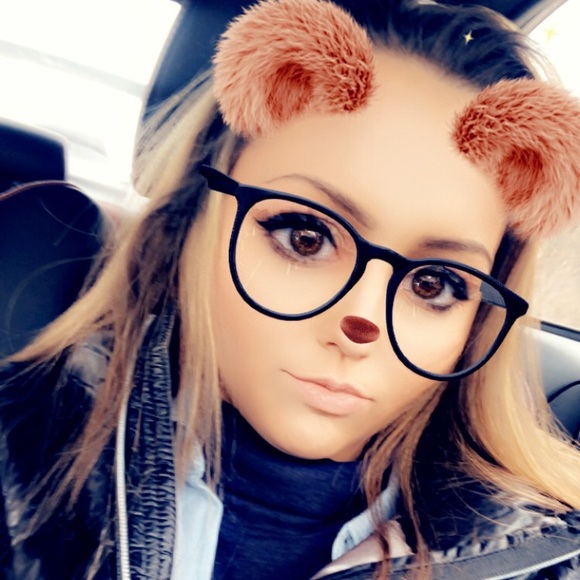 Profile Picture of Katelyn Dolan (@katelyndolan) on Poshmark