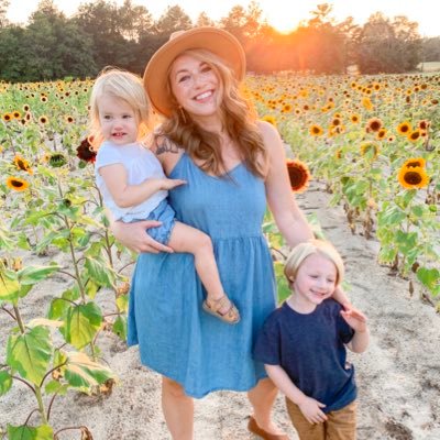 Profile Picture of Amanda Rollison (@valuemindedmama) on Twitter