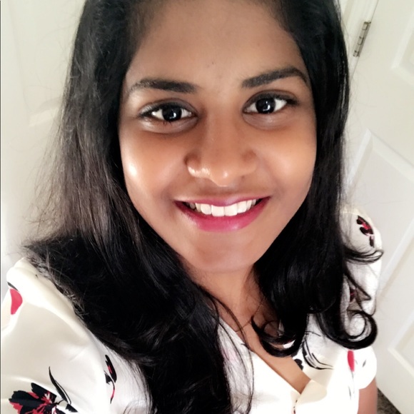 Profile Picture of Medha Chereddy (@mxchereddy) on Poshmark