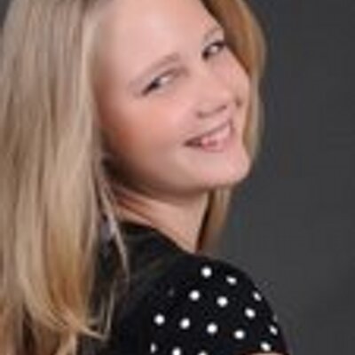 Profile Picture of Julia Luiza Rusch (@juliiarusch) on Twitter