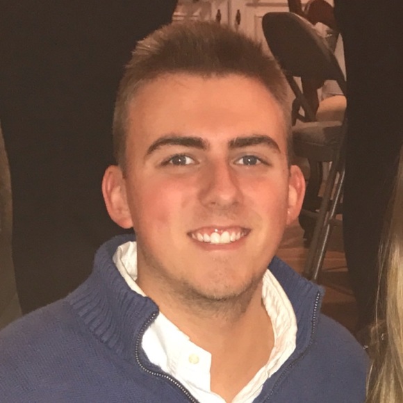 Profile Picture of Kevin Platt (@kevplatt22) on Poshmark