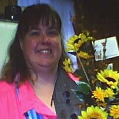 Profile Picture of Karen Bright (@karenbright90) on Twitter
