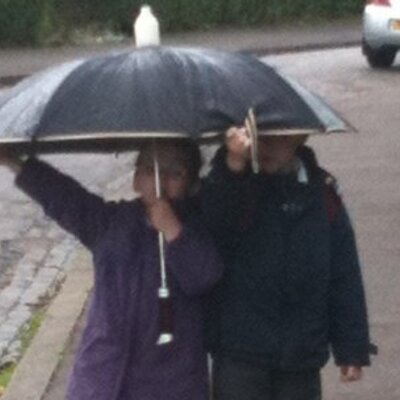 Profile Picture of Denise Devine (@denievine) on Twitter