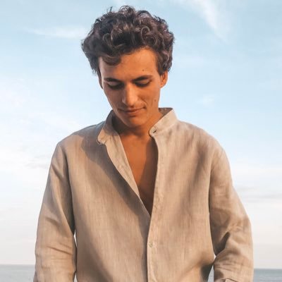 Profile Picture of Gianluca Valleri (@ValleriGianluca) on Twitter
