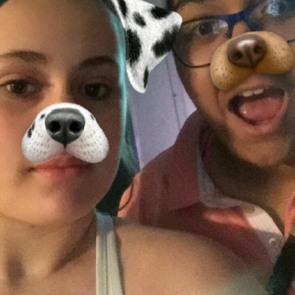 Profile Picture of Kaylee Quinney (@shyann2018) on Poshmark