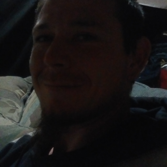 Profile Picture of Steelman Jake (@steelmanjake) on Poshmark