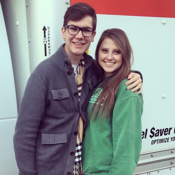 Profile Picture of Julia Taylor (@taylorjm) on Poshmark