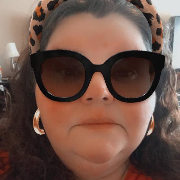 Profile Picture of Heather Goulette warrell (@6013832319g) on Poshmark