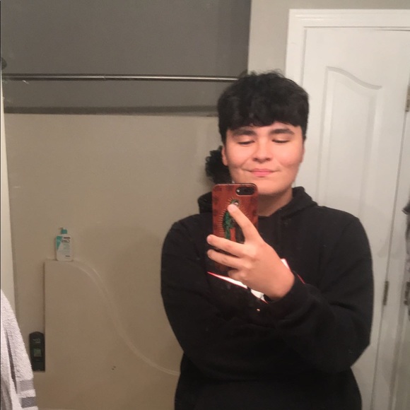 Profile Picture of Jacob Patino (@carmeldingdong) on Poshmark