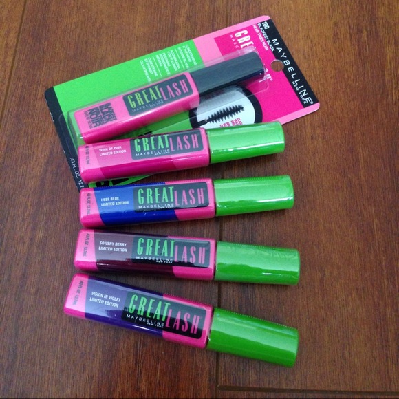 Profile Picture of Patrick Tsao (@cosmark) on Poshmark