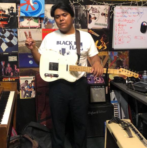 Profile Picture of Daniel Baranda (@danielbaranda9) on Poshmark