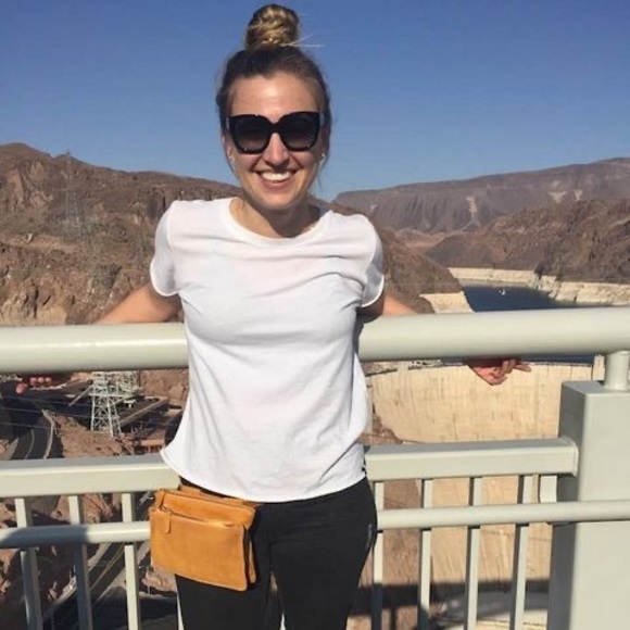 Profile Picture of Julia Monaghan (@julia_monaghan) on Poshmark