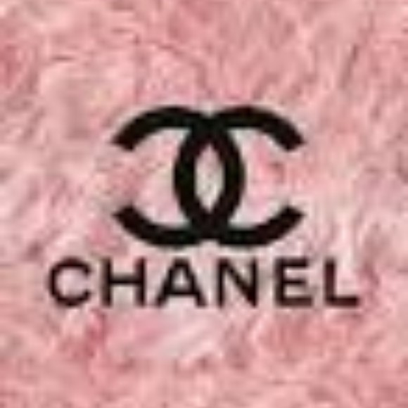 Profile Picture of Lifang Yu (@lifangyu2) on Poshmark