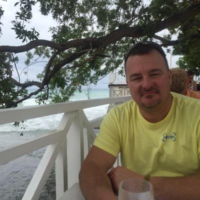Profile Picture of Tom Wojciechowski (@TomWojciechows2) on Twitter