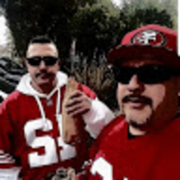 Profile Picture of Antonio Perez (@afperez84) on Poshmark