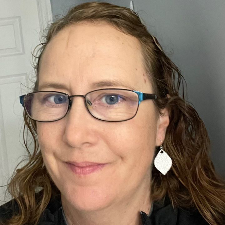 amandabratton5 - Tiktok Profile Picture of amandabratton5 (@amanda.bratton) on Tiktok